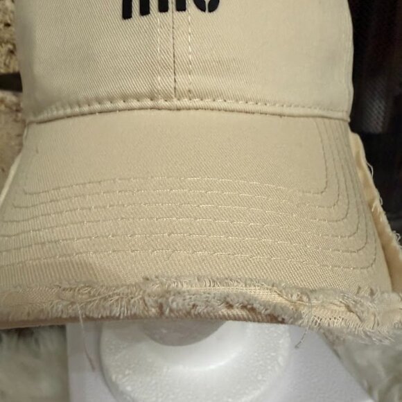 Unisex Beige Logo Style Baseball Cap Distressed Brim main image 4
